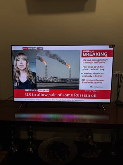 43" Smart QLED TCL TV