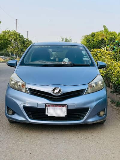 Toyota Vitz 1.0 2011/14 Sky Blue color
