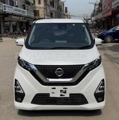 Nissan DayZ 2022/25 model Punjab number