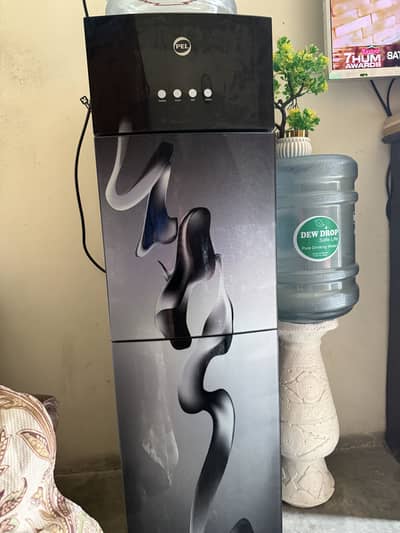 PEL 525 Curved Glass with Refrigerator