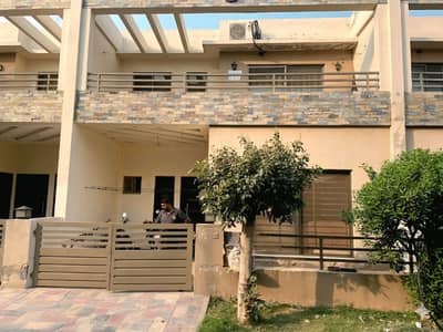 5 MARLA VILLA MOST BEAUTIFUL PRIME LOCATION AVAILABLE FOR SALE IN NEW LAHORE CITY PH 2 .