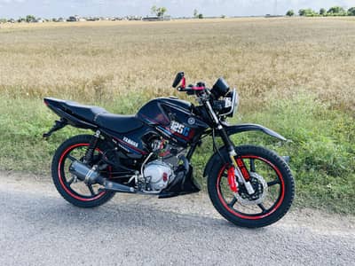YAMAHA YBR125
