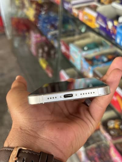 Iphone 15 pro max(JV)