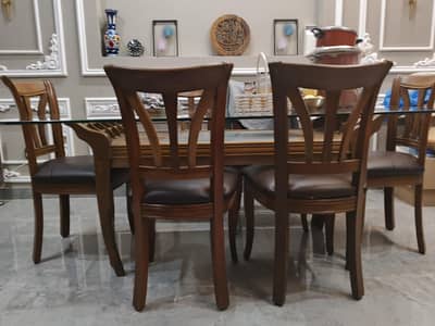 Dining table for Sale condition 9/10