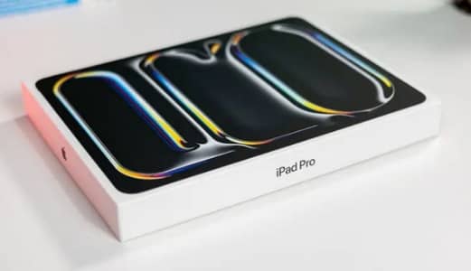 iPad pro m4 chip with full box for sale me no repair