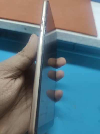 Oppo f5 4/32 pta aproved