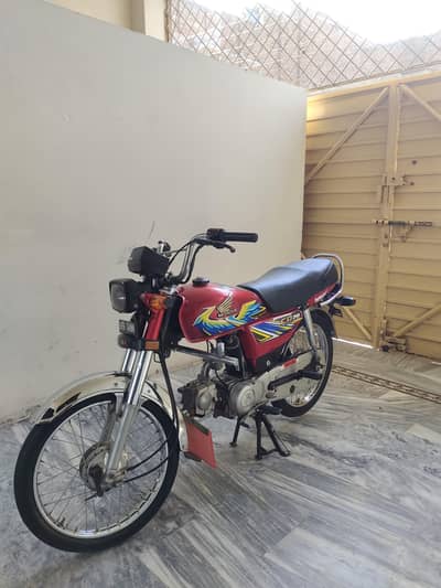 Honda CD 70 bike