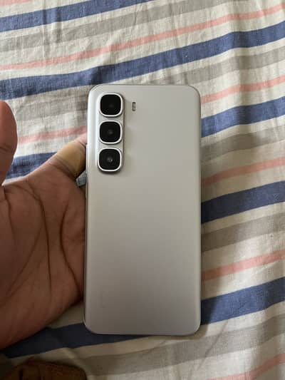 Infinix hot 60 pro plus 8+8/256