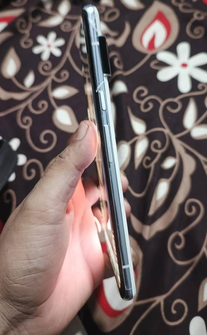 Google pixel 6 pro 2