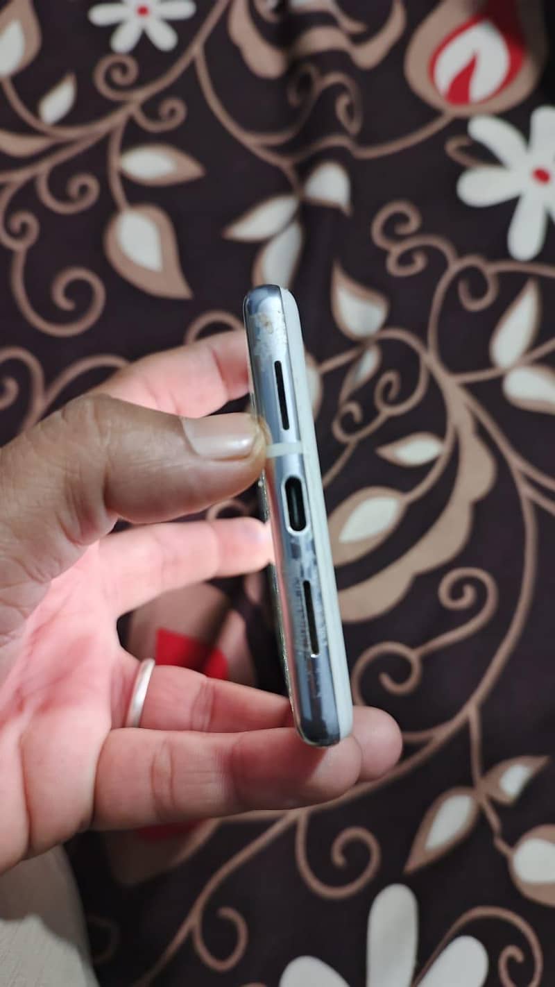 Google pixel 6 pro 4