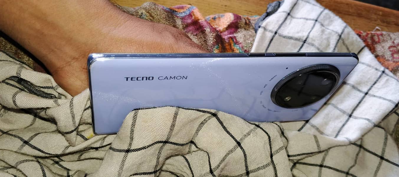 Tecno camon30s 2