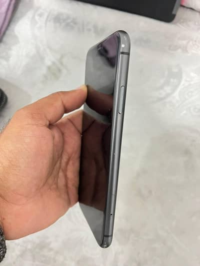 iphon 11watirpak 128gb no open no rapir