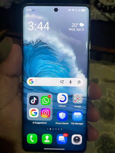 Tecno camon 40 pro (8+8 Ram 256 Rom)