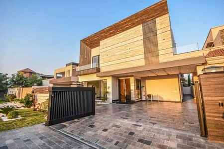 Slightly Used House For Sale at Top Location near Commercial & Mosque