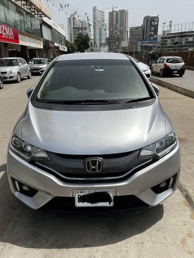 Honda Fit Hybrid 2015 Top of Line b/t aqua vezel prius revo alto swift