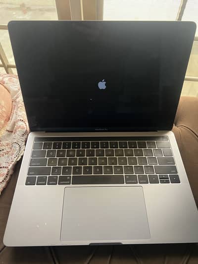 Apple Mac book pro 2017