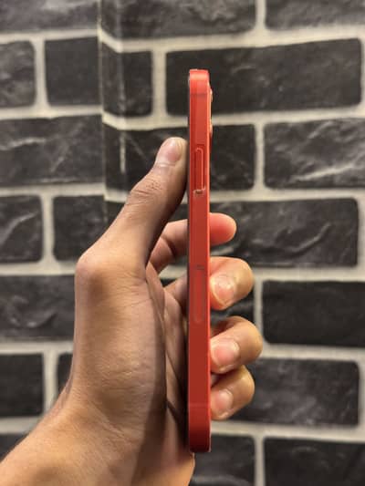 IPHONE 12 factory unlock