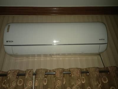 Kenwood 1.5 Ton in Running Condition with Good Condition