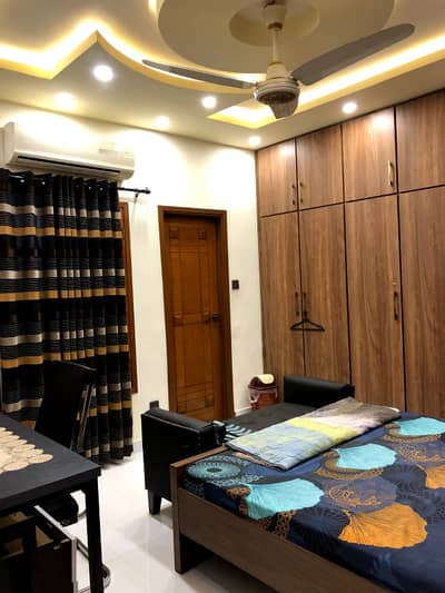 BEAUTIFULLY FURNISHED, Corner, Side facing Seaside, 3 Bed, 3 Bathrooms, Drawing Dining, 2 Balconies, 2 Standby Generator Lifts, Car parking