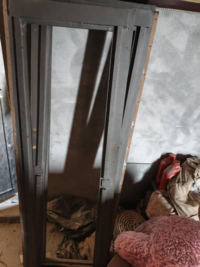 showcase door and door  and droll