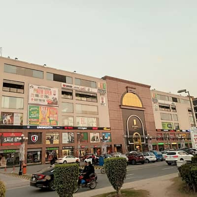 5 Marla Complete Plaza Available For Rent In Bahria Town Lahore
