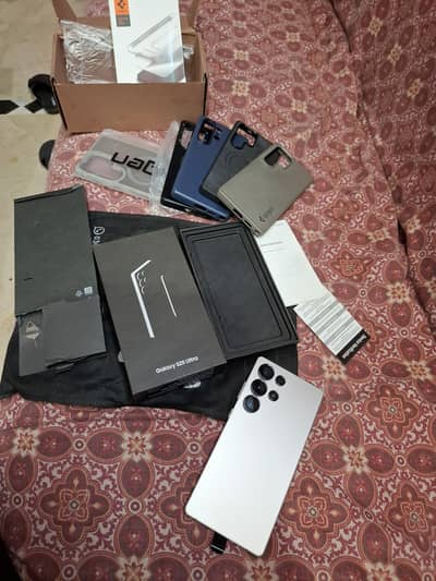 Samsung S25 Ultra 512Gb Officially PTA Complete Box 4 Months warranty.