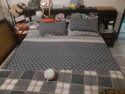 bed with dressing table old but best wood rather then new one