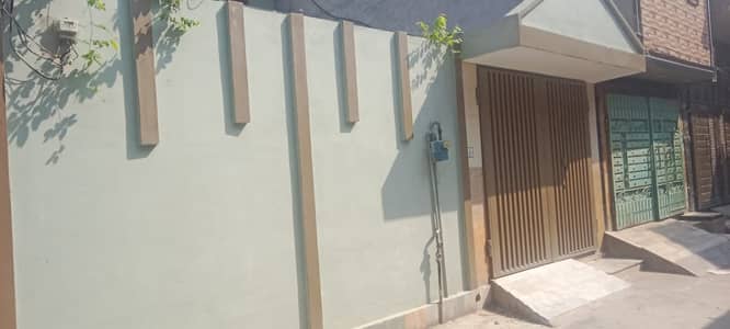 6.85 MARLA HOUSE AT PRIME LOCATION JUST OPPOSITE OF GOURMET SHAHDARA