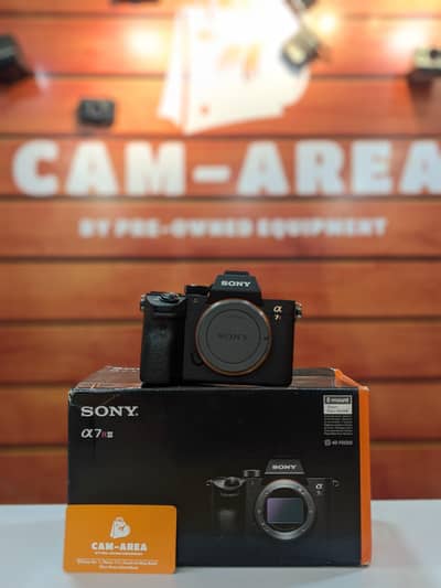 Sony A7riii, Mint Condition, Less shutter, Sony full frame cameras