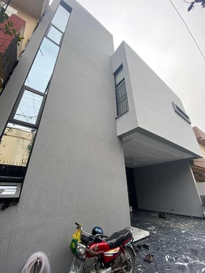 10 marla owner build solid construction brand new type 3 story house for sale in johar town phase 1