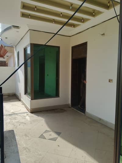 1 kanal Separate Upper Portion For Rent Northern Bypass Chowk Main Bosan Road sy Dusra Ghr Hai