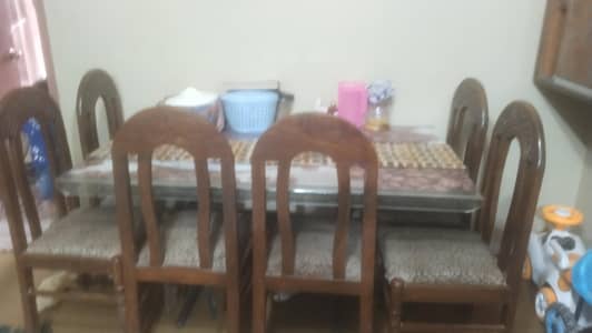 6 seater dining table