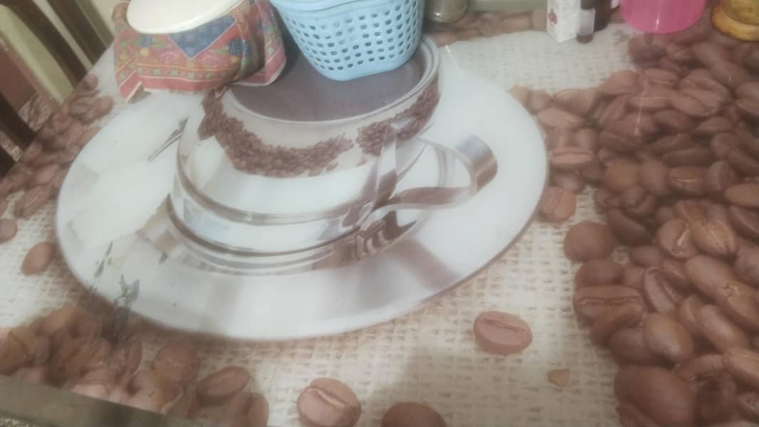 6 seater dining table 1