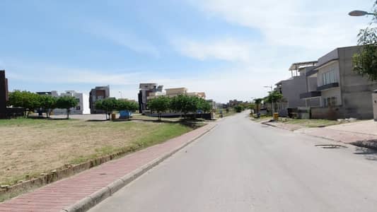 10 Marla Residential Plot Available For Sale In I Sector Bahria Town Phase 8 Plot No 641 Street 13-B
