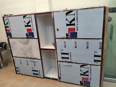 almare  sale on olx 6door box display or size 8 foit lambi 5foit chore