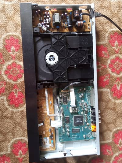 Sony DVD player and Sony blue ray player