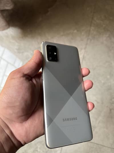 Samsung A71 8/128gb