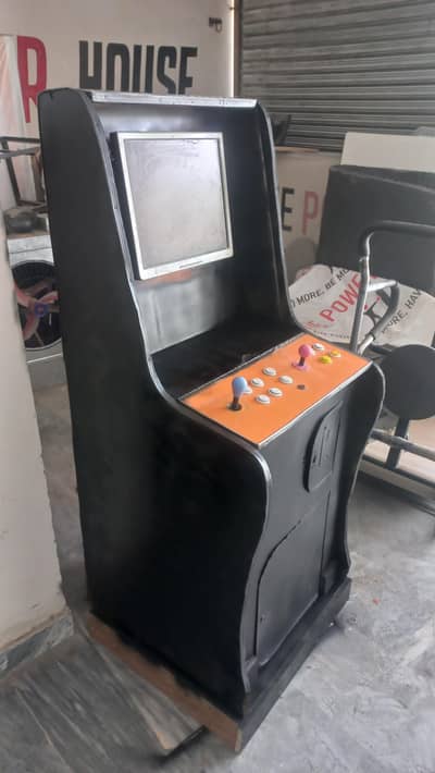 03335401216 Arcade video game coin operating token games playland gta