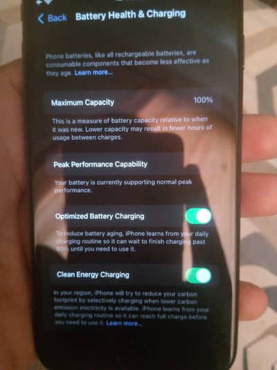 iphone 8  battery 100%