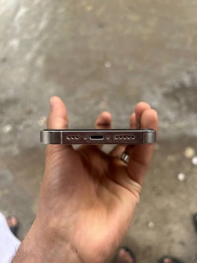 iPhone 14 pro (pta approved)