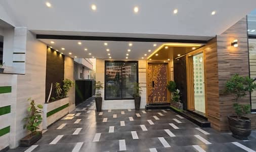 10 Marla Upper Portion 3 Bedroom With Servant Room