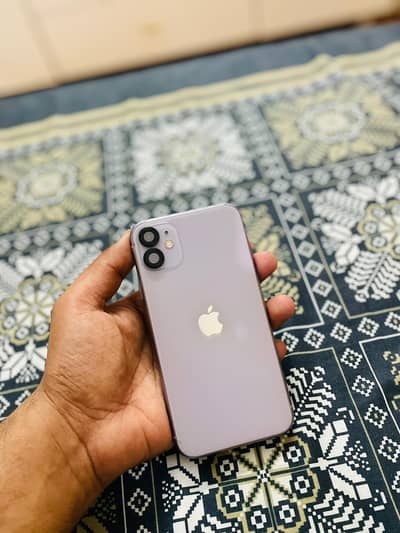 Apple iPhone 11