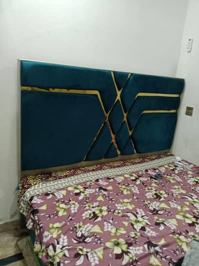 see green colour  one month use candistion 10 by 10