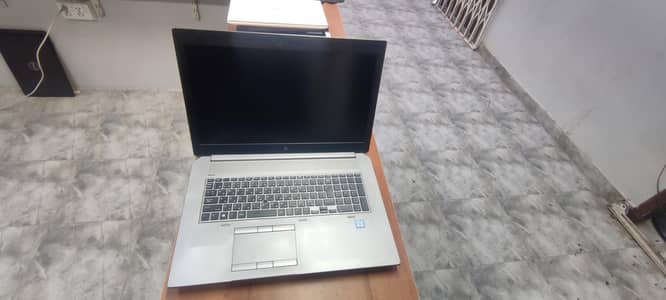 HP ZBook G5 17