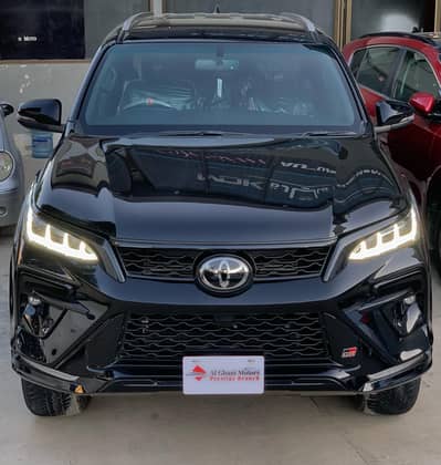 Toyota Fortuner GR