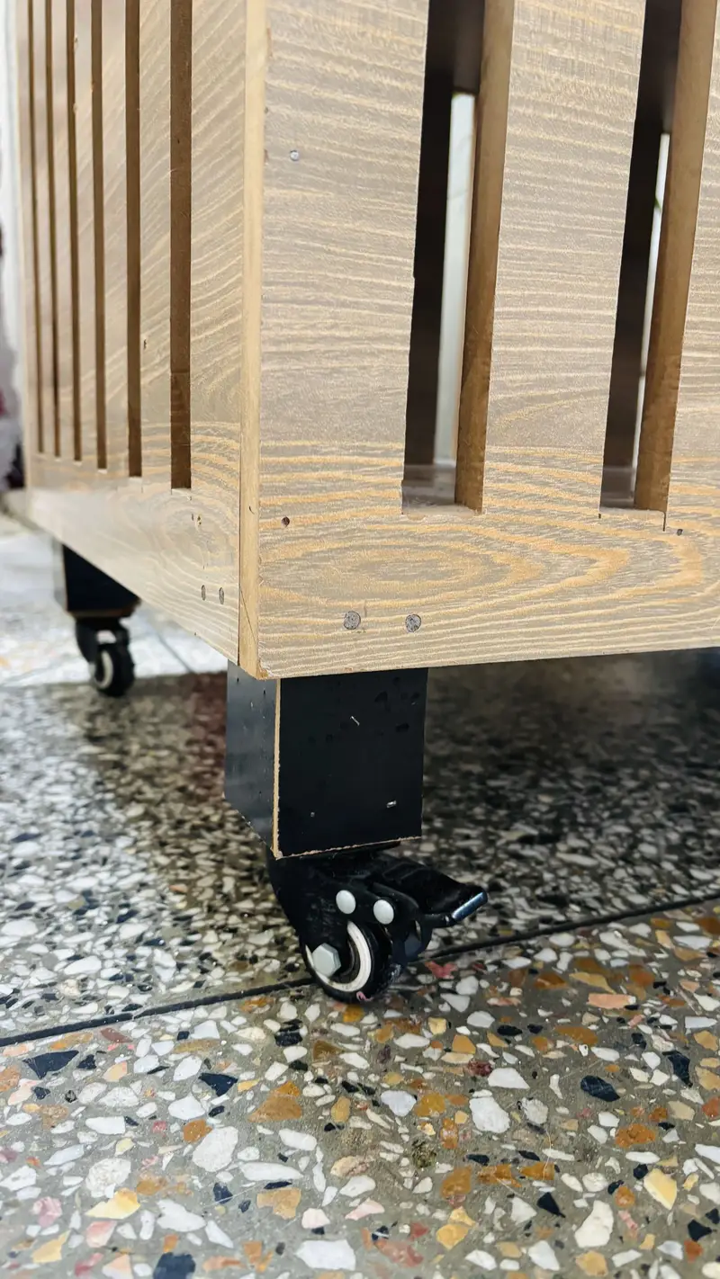 Wooden Luxury Pet House — photo 6