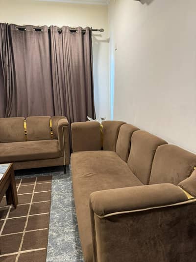 3 Piece Sofa Set (Brown) – Excellent Condition
