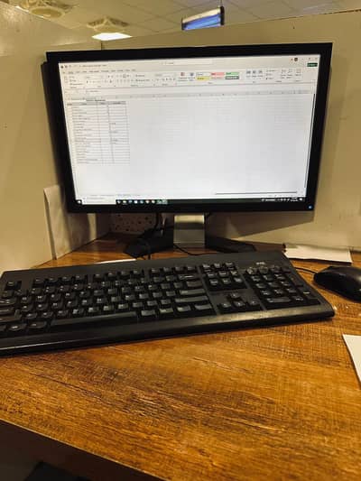 Bulk Desktop Computers for Sale – Complete Set (CPU + LCD + Keyboard +