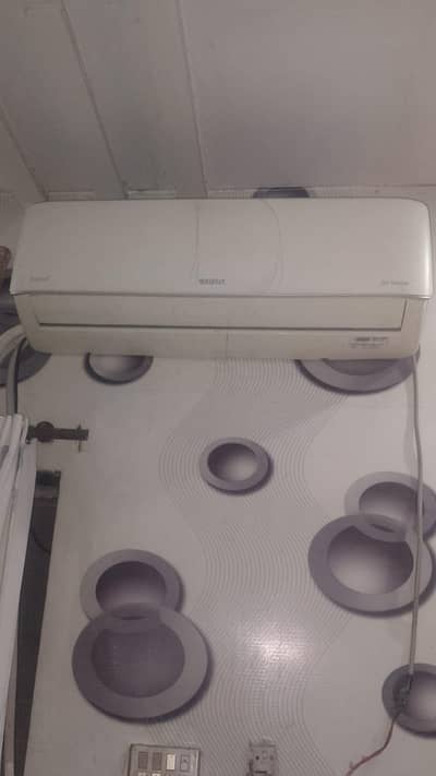 orient 1.5 ton invertor Ac for sale