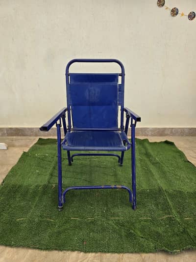 Kids Study foldable chair 8/10